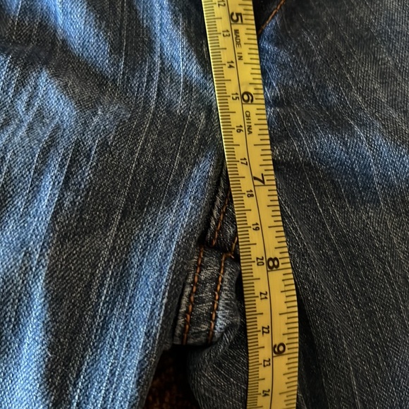 EUC Old Navy denim jeans. Size 6. - Picture 11 of 11